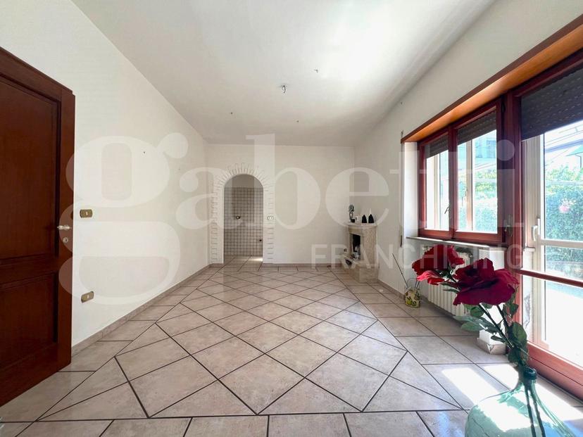 Villa in Via Alessandro Manzoni 1, Venafro — foto 4 di 5