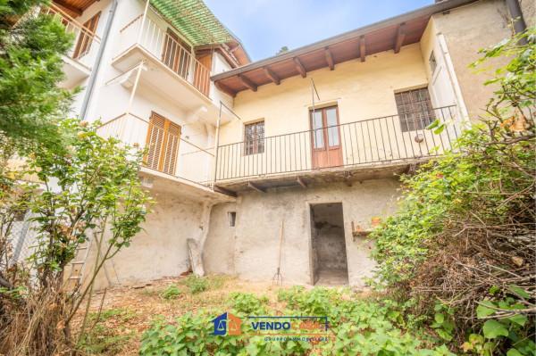 Villa in Via Caraglio 26, Dronero