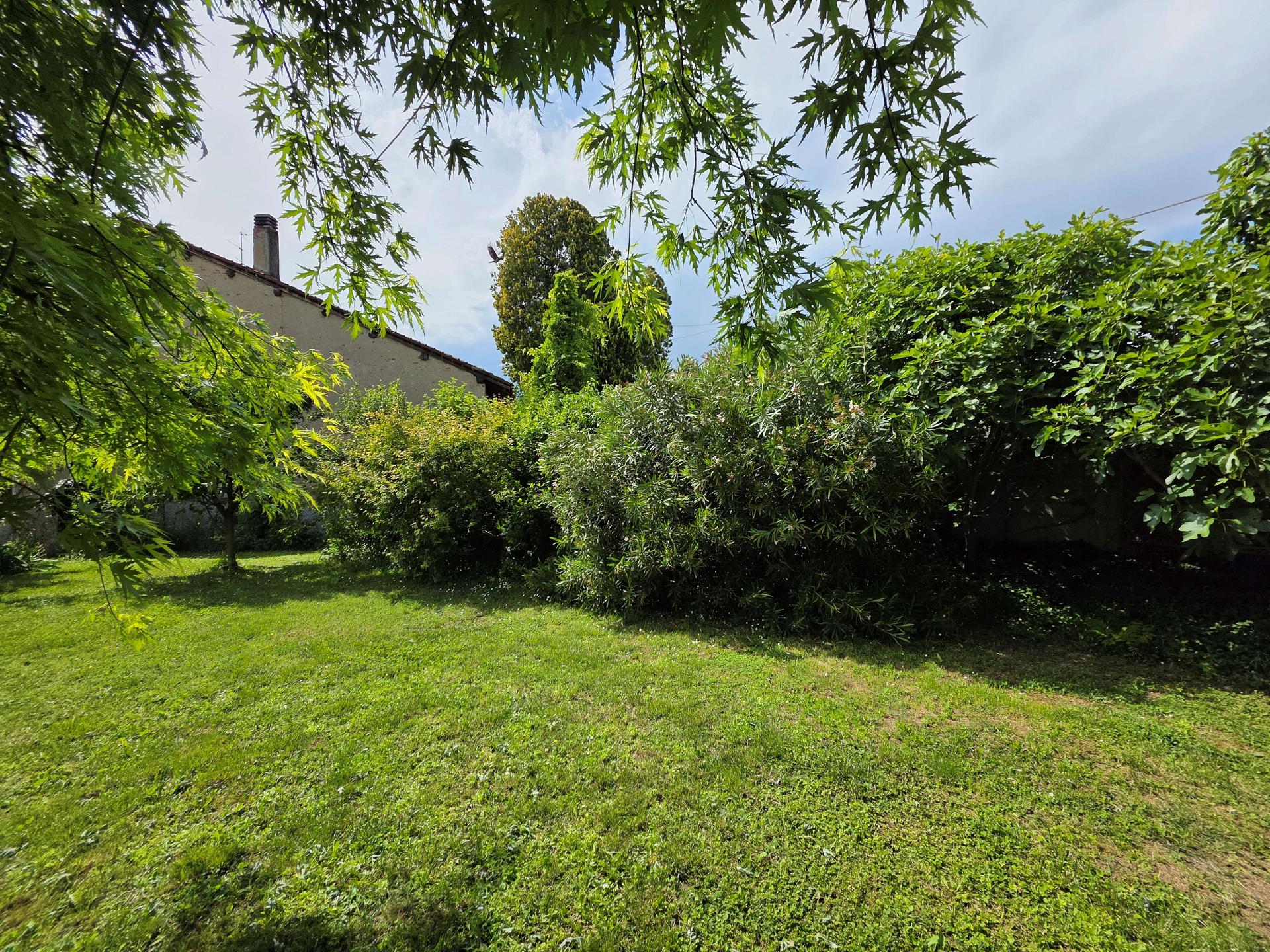 Villa unifamiliare in Via Carlo Noè  30, Bozzole
