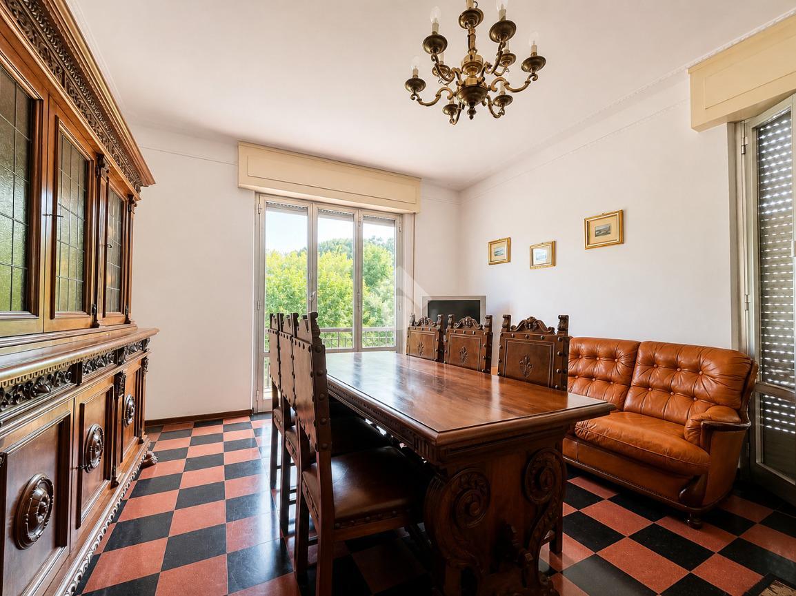 Quadrilocale in V. Prima Trasversale 24, Vezzano Ligure