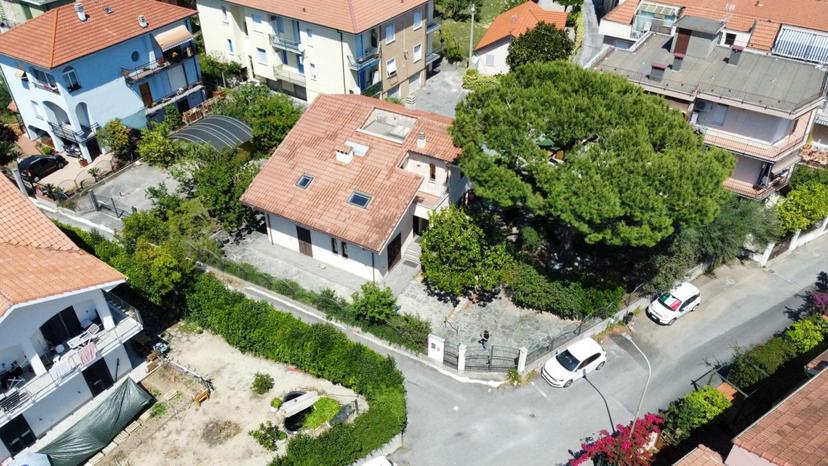 Villa in Via Ortigara 6, Loano — foto 4 di 5