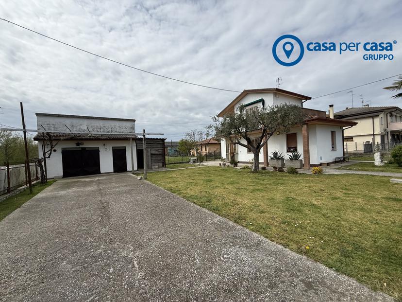 Casa indipendente in Via XXV Aprile, Corbola — foto 2 di 5