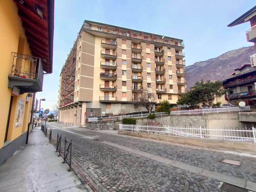 Quadrilocale in Via Abate Gorret 12, Saint-Vincent — foto 5 di 5