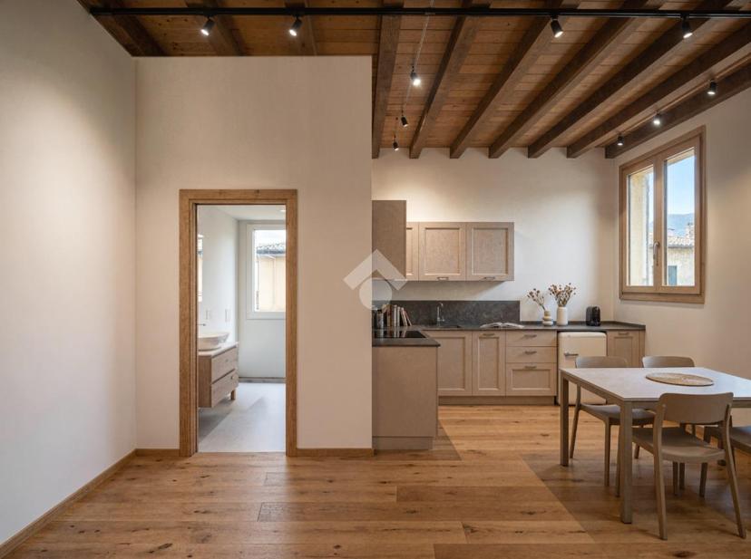 Trilocale in Via XXV Aprile 17, Castelnovo di Sotto — foto 5 di 5