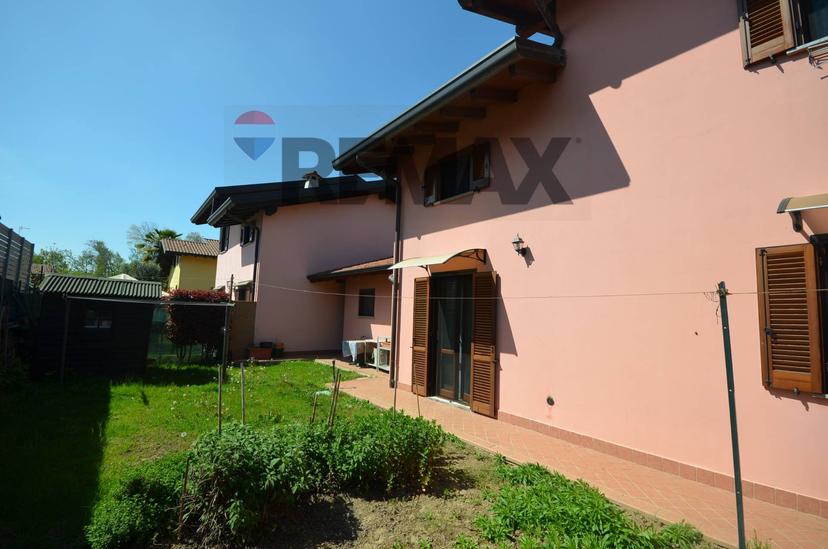 Villa a schiera in Via del Pozzo 11, Pombia — foto 5 di 5