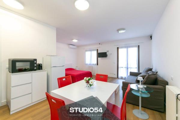 Monolocale in Via Niccolò Tommaseo, Cavallino-Treporti — foto 3 di 5