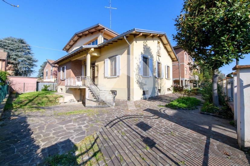 Villa unifamiliare in Via Giovanni Magnanini 10, Reggio nell'Emilia — foto 3 di 5
