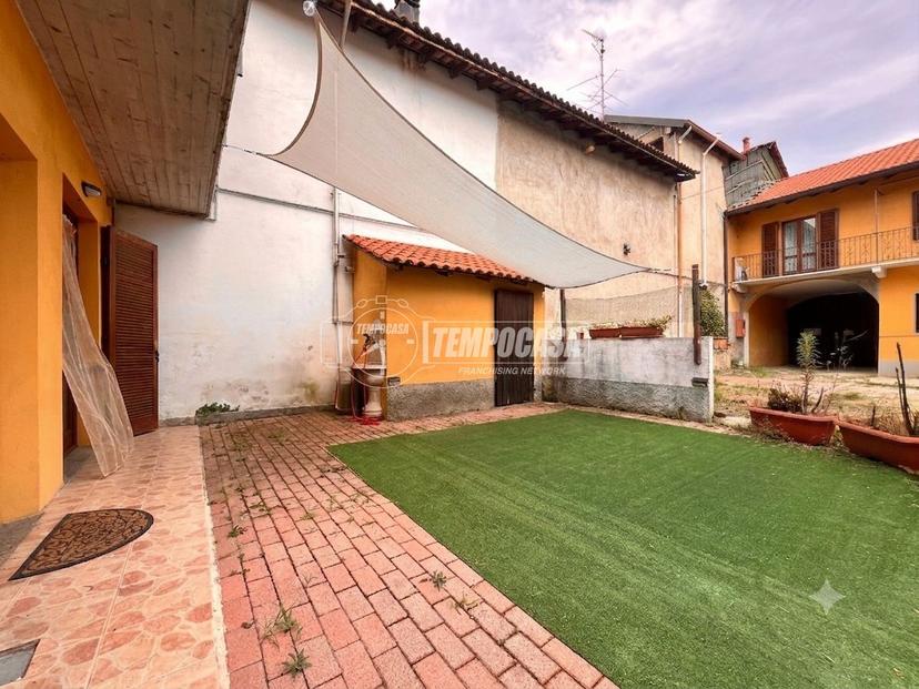 Bilocale in Via Francesco Baracca 5, Lonate Pozzolo