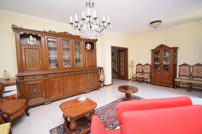 Casa indipendente in Via Salvo d'Acquisto 77, Salsomaggiore Terme — foto 2 di 5