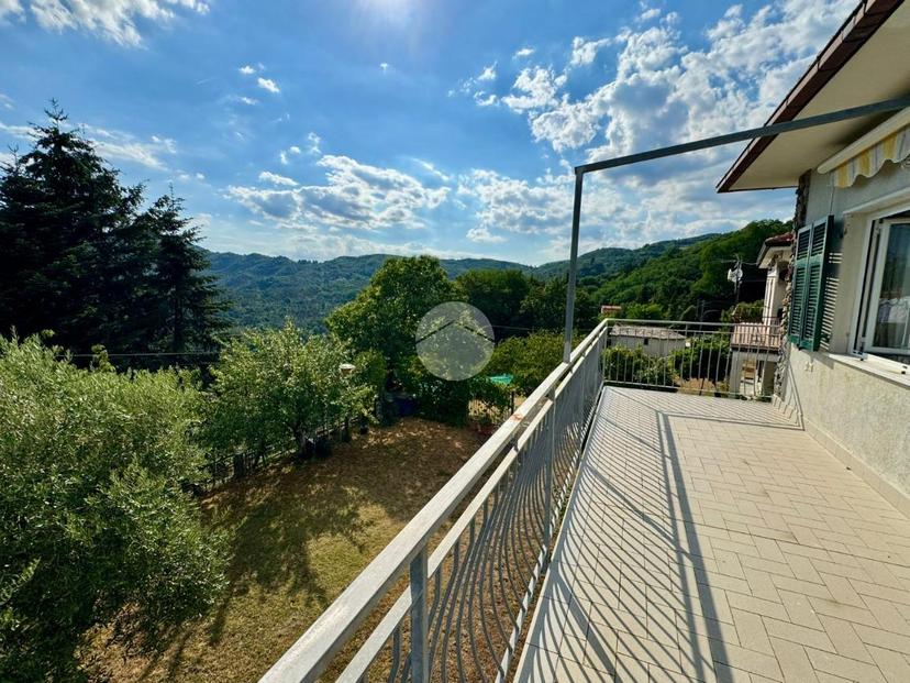 Casa indipendente in Via Nino Bixio 1, Carro — foto 3 di 5