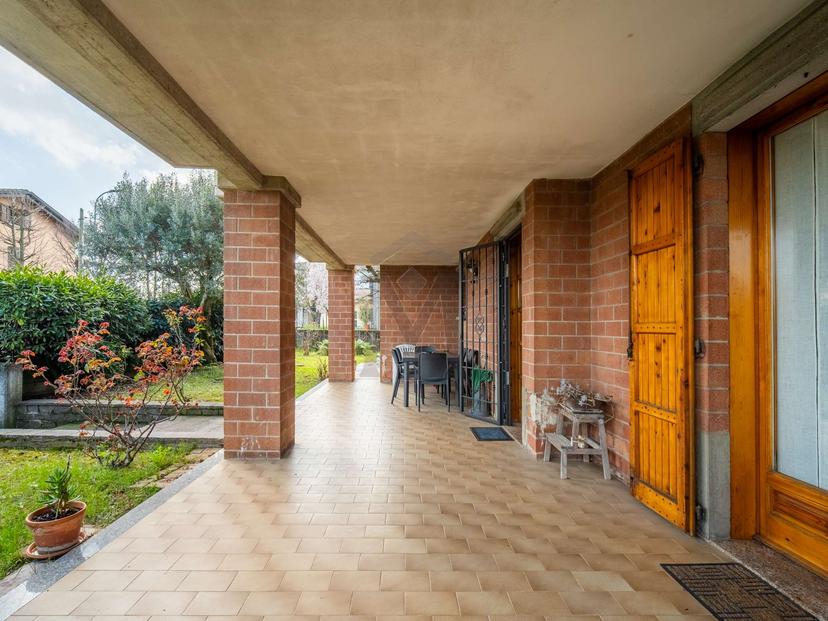 Casa indipendente, Bibbiano