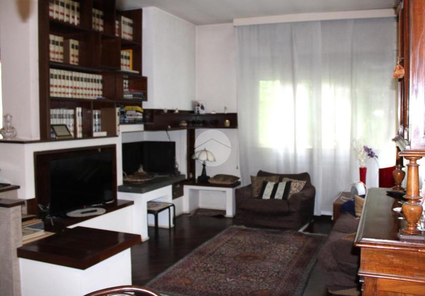 Villa in Via E. Tedoldi 2, Manerbio — foto 2 di 5