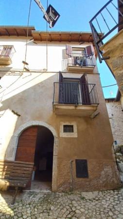 Terratetto unifamiliare, Fontecchio — foto 5 di 5