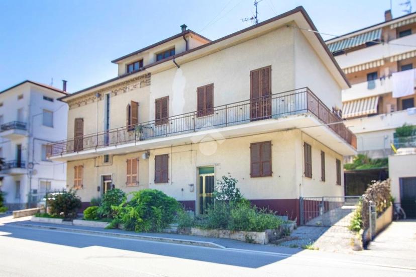 Casa indipendente in Via degli Appennini 18, Fermo — foto 4 di 5