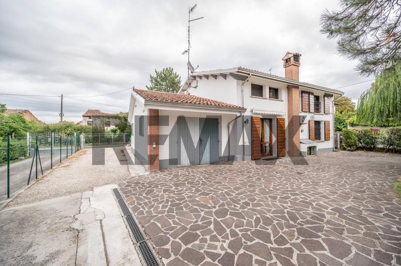 Casa indipendente in Via Oldella 4/a, Guastalla — foto 2 di 5