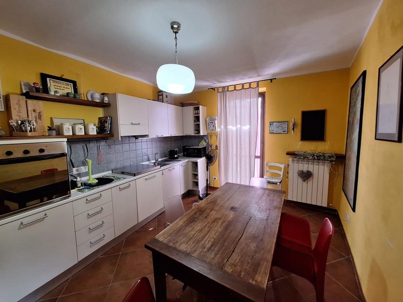 Villa in Via Battisti 10, Ozzano Monferrato — foto 4 di 5