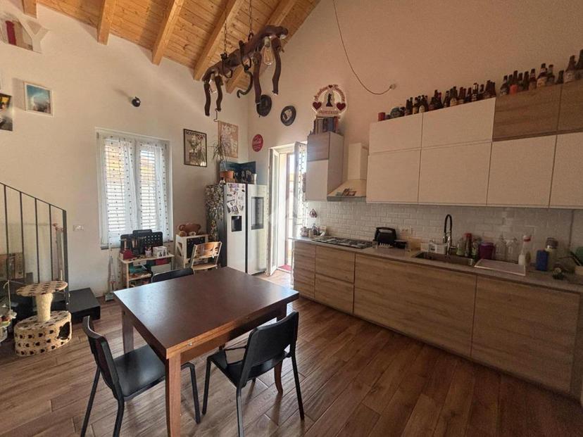 Casa indipendente in Vicolo Pace 6, Rho