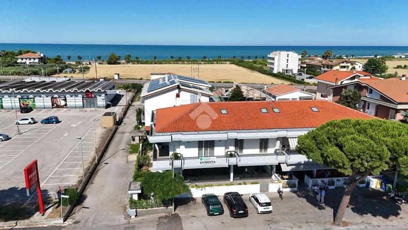 Trilocale in Via Nazionale 665, Roseto degli Abruzzi — foto 3 di 5