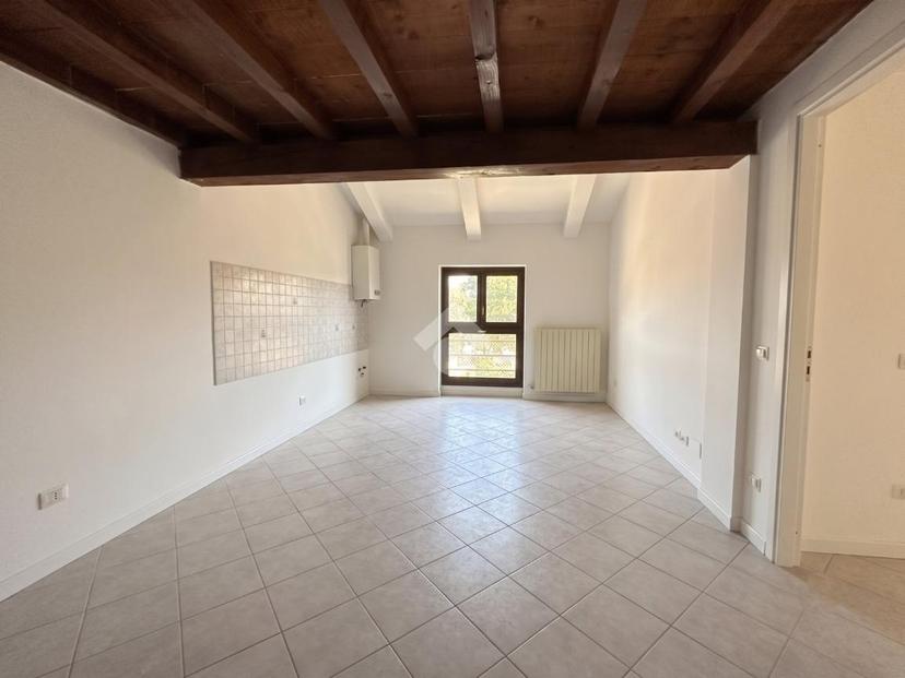 Bilocale in Via XXV Aprile 14, Trezzo sull'Adda — foto 2 di 5