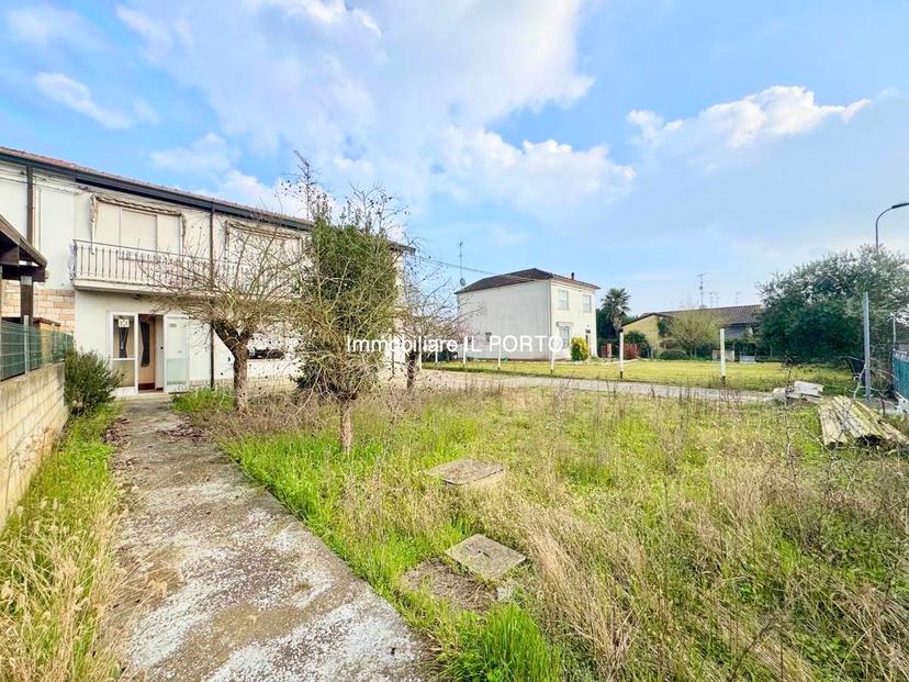 Appartamento, Lagosanto — foto 3 di 5