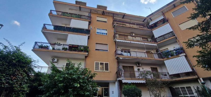 Trilocale in Via Appia Snc, Maddaloni