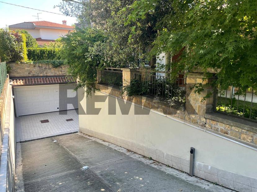 Villa, Treviolo — foto 3 di 5