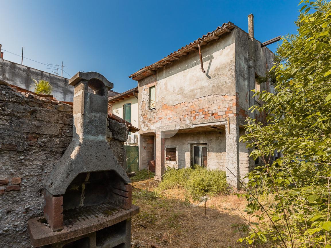 Rustico in Via Stazione 35, Villafranca di Verona