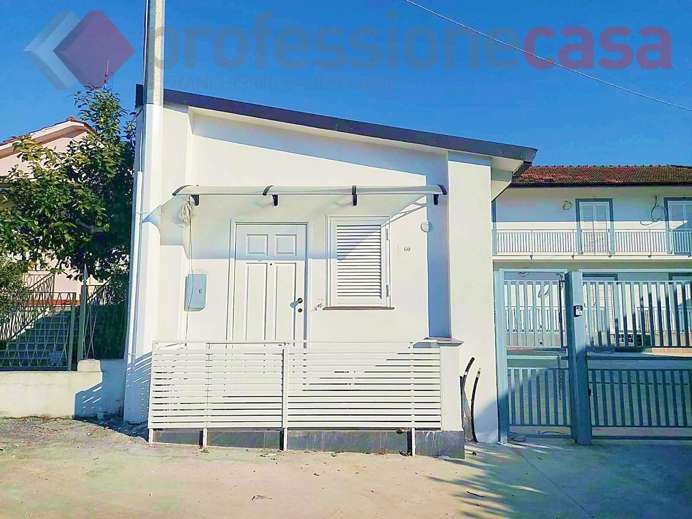 Casa indipendente in Via Casilina Sud, Piedimonte San Germano
