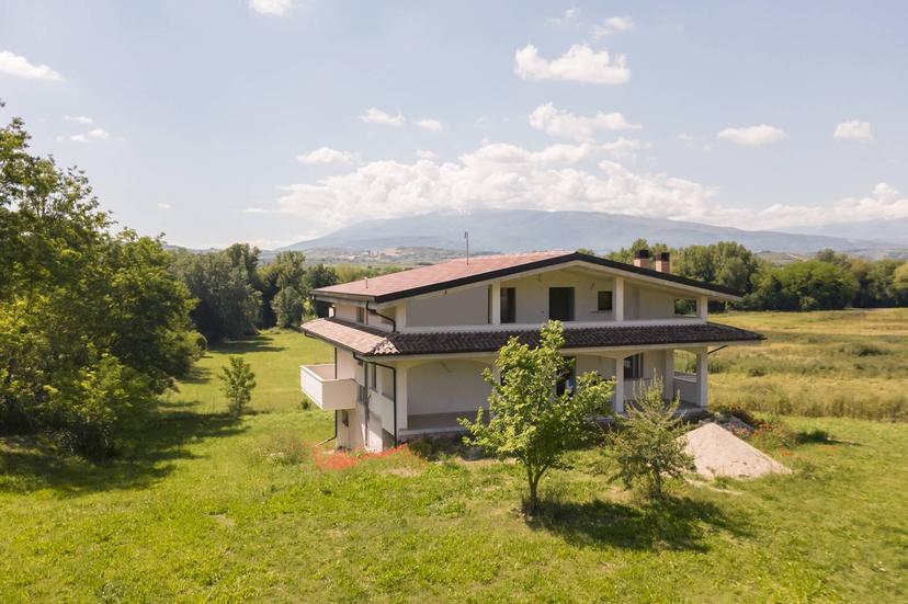 Villa in Via Sibilla Aleramo Sn, Cepagatti — foto 2 di 5