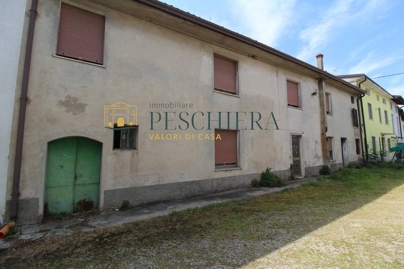 Casa indipendente in Località Cominelli, Valeggio sul Mincio — foto 2 di 3