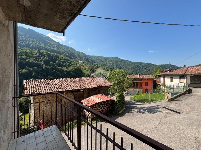 Trilocale in Via Sottoripa 8, Bracca — foto 5 di 5