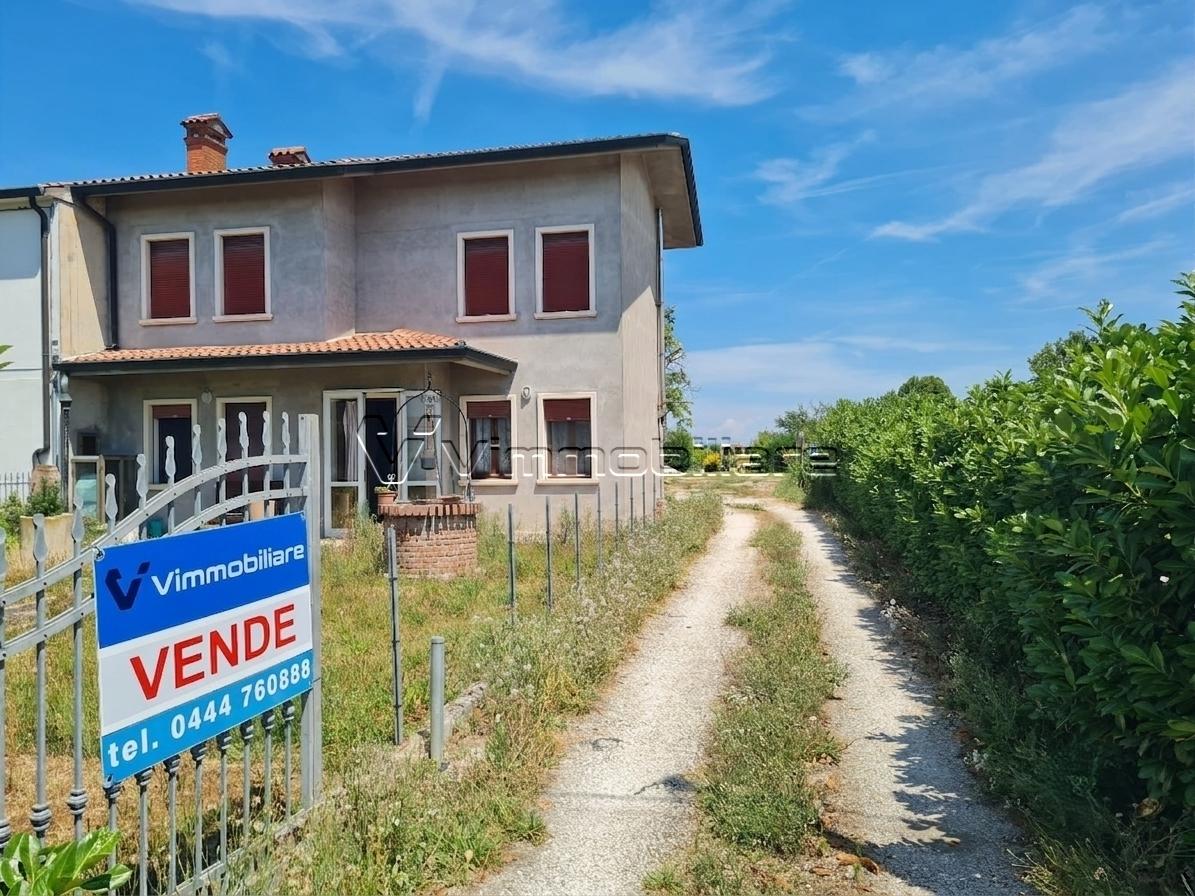 Villa a schiera in Via Fornase Barco 42/a, Pojana Maggiore