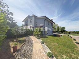 Villa a schiera, Annone Veneto