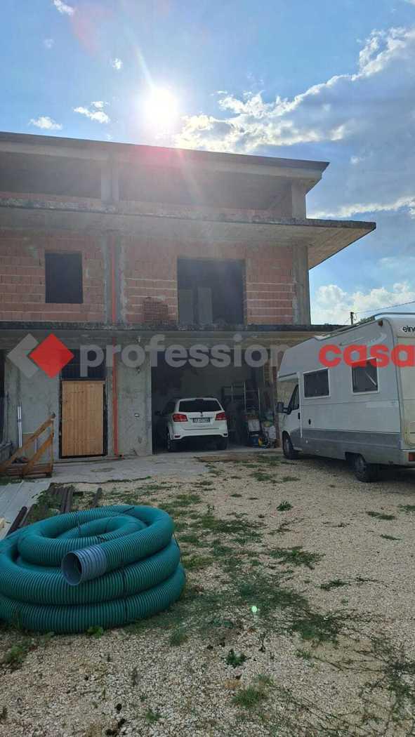 Villa bifamiliare in Via Monne Snc, Pignataro Interamna — foto 5 di 5