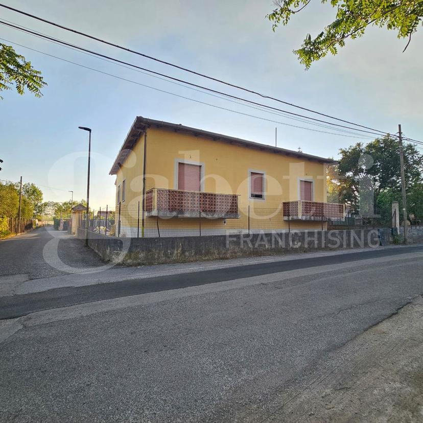 Villa in Via Fiume Lao 192, Scalea — foto 4 di 5