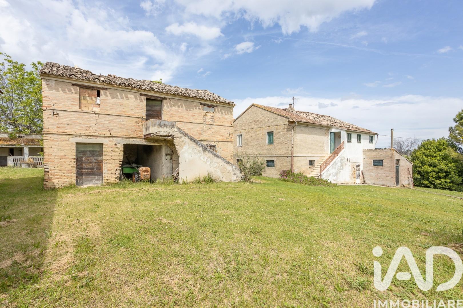 Casa indipendente in Frazione Contrada Saletta 35, Recanati