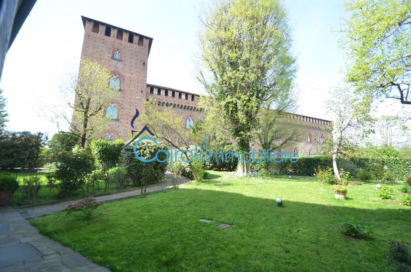 Quadrilocale, Pavia
