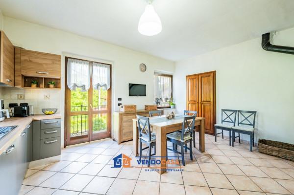 Trilocale in Casali Sacconi 9/2, Roccaforte Mondovì — foto 3 di 5