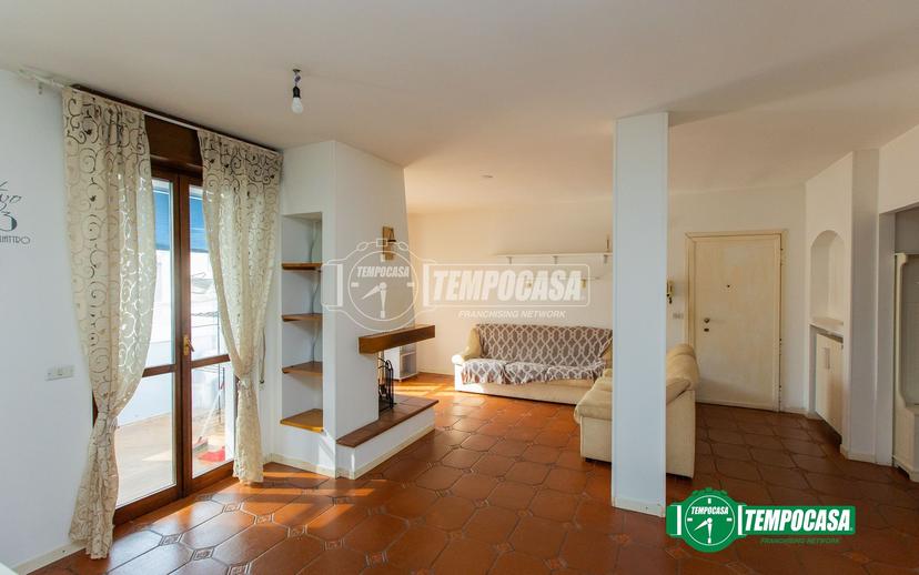 Quadrilocale in Via Alessandro Volta 27, Bellinzago Novarese — foto 2 di 5