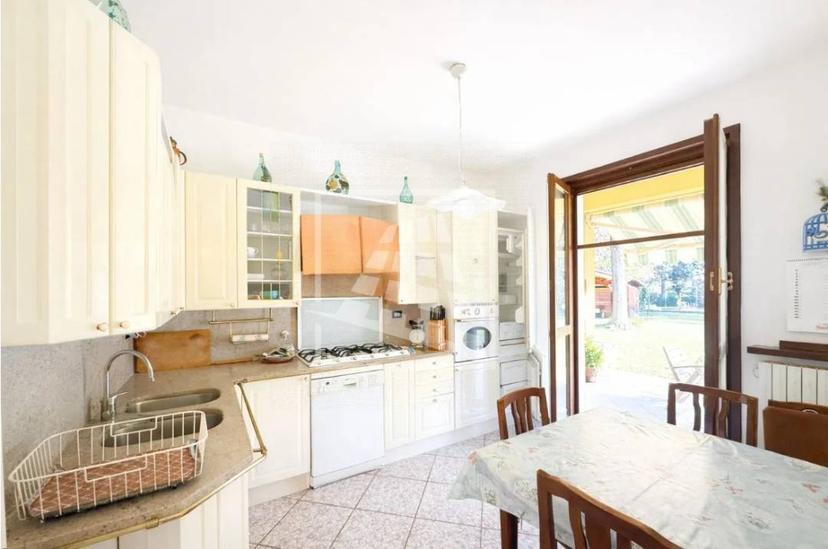 Villa in Via Victor Hugo, Reggio nell'Emilia — foto 5 di 5