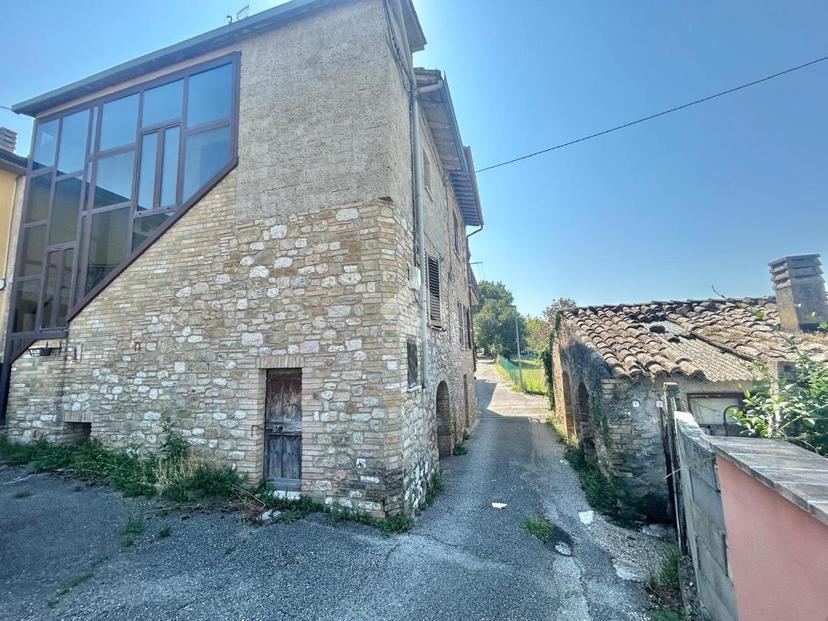 Casa indipendente in Via del Vicinato 10, Assisi — foto 3 di 5