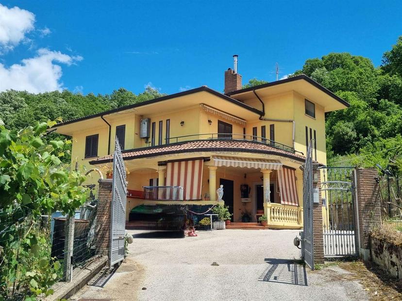 Trilocale in Via dell'Emigrante, Montefalcione — foto 5 di 5