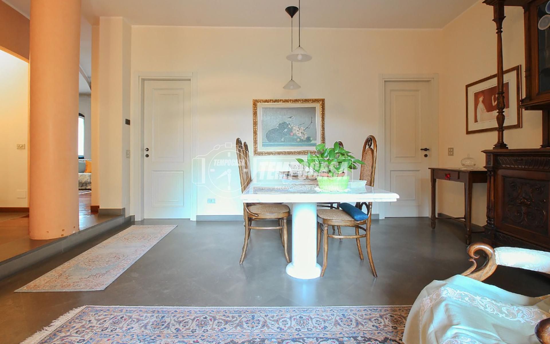 Villa in Via Cà della Terra, Pavia