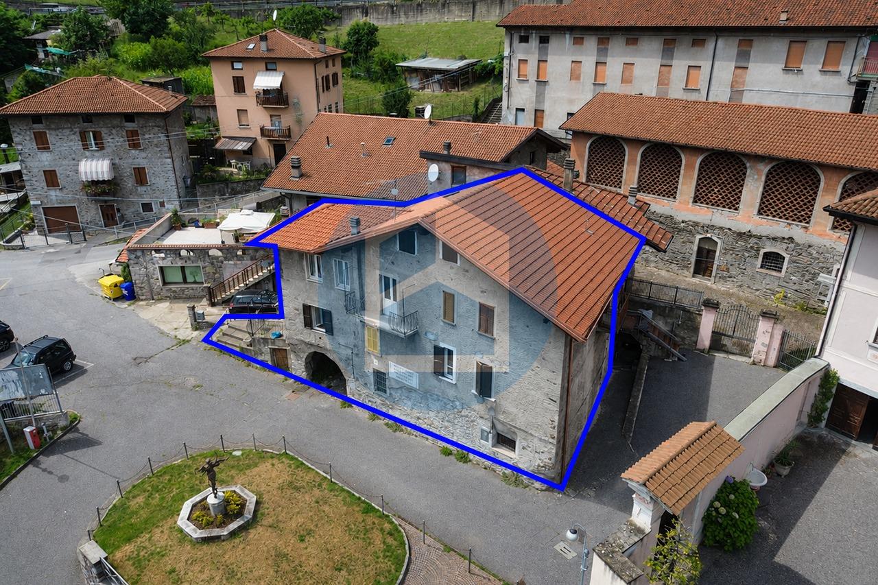 Casa indipendente in Via Gianfranco Camadini 3, Sellero