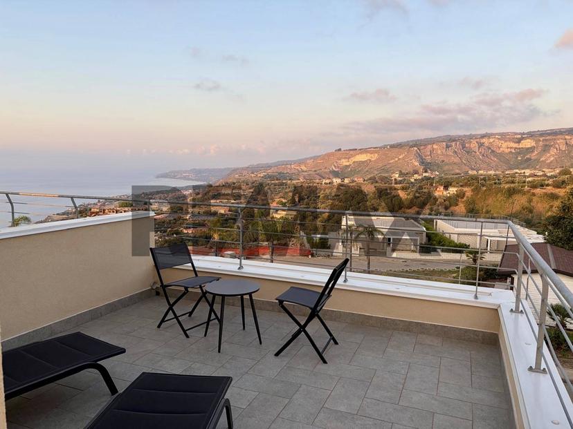 Casa indipendente in Località Sant\'Angelo Snc, Drapia — foto 2 di 5