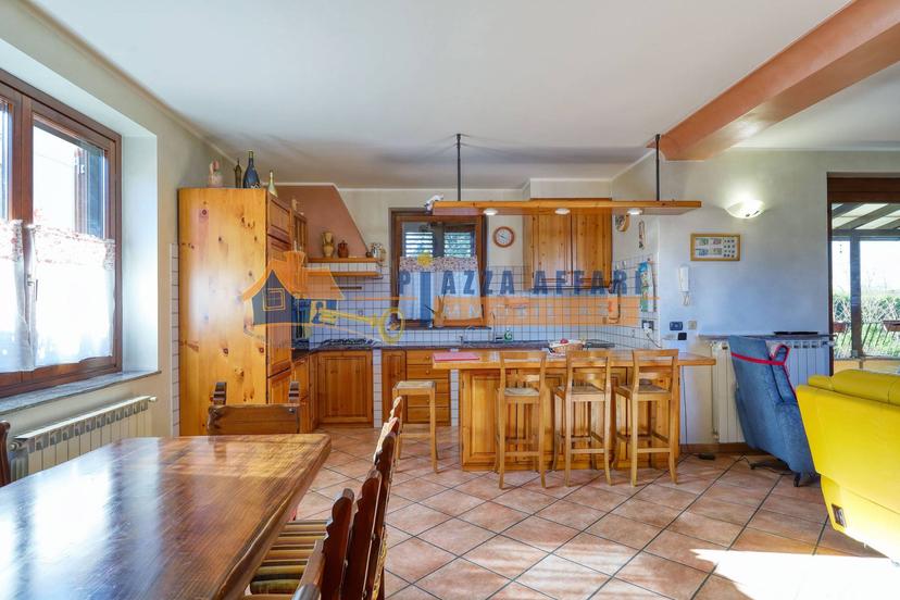 Villa in Via per Cedrate, Cavaria con Premezzo — foto 4 di 5