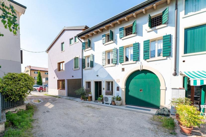 Casa indipendente in Via Messedaglia 39, Villafranca di Verona — foto 4 di 5
