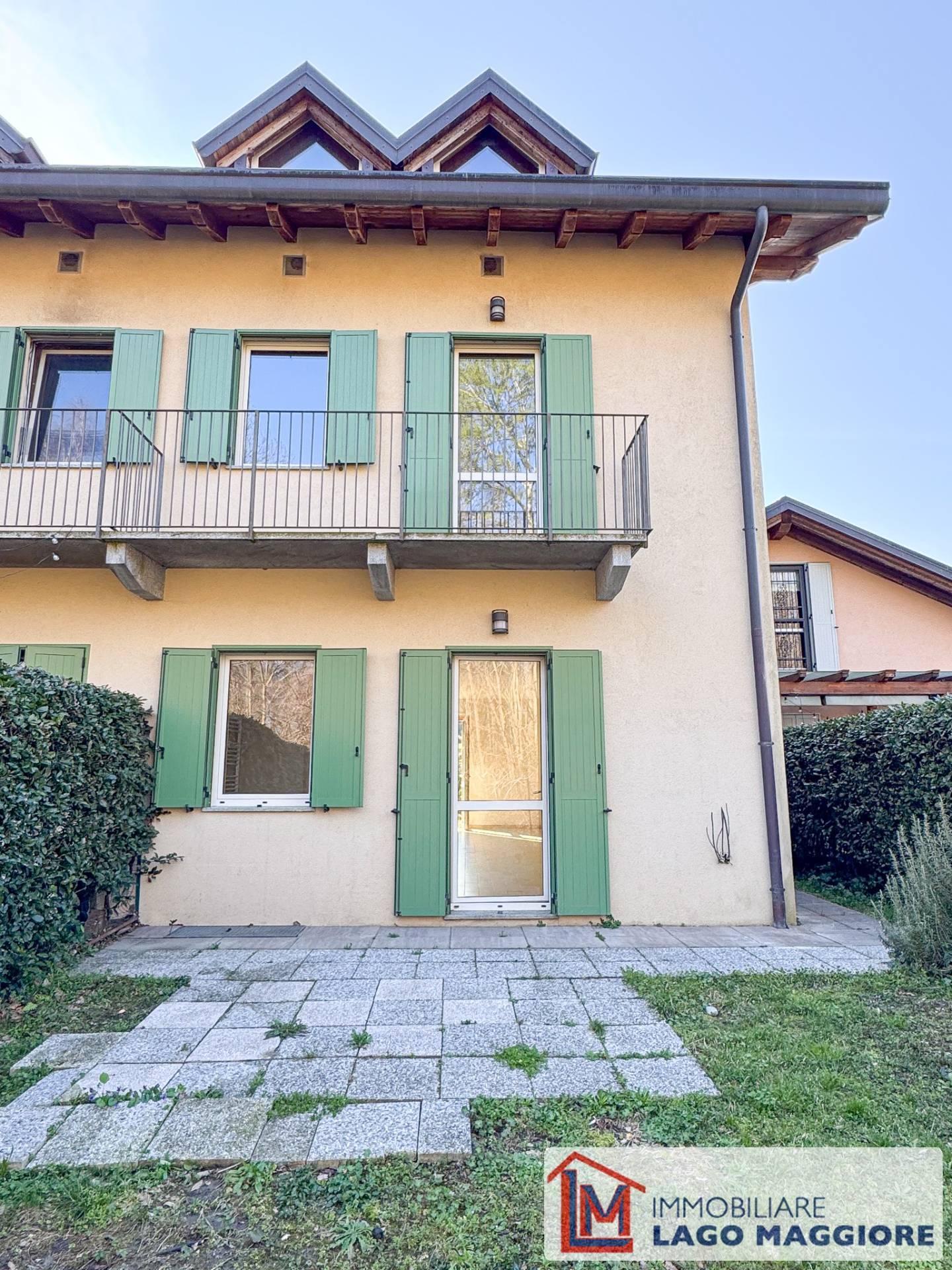 Villa a schiera in Via Milano 1037, Ispra
