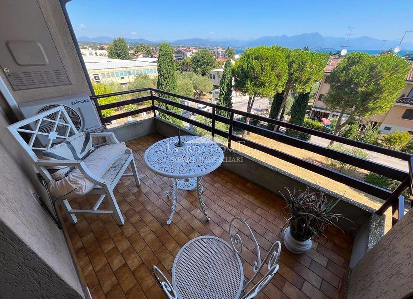 Appartamento in Via Michelangelo, Desenzano del Garda — foto 2 di 5