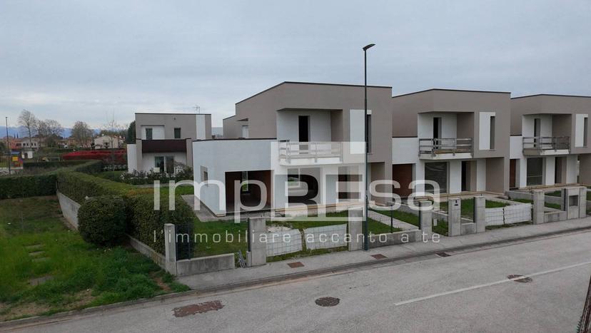 Villa a schiera in Via Don Giovanni Capoia, Paese — foto 4 di 5
